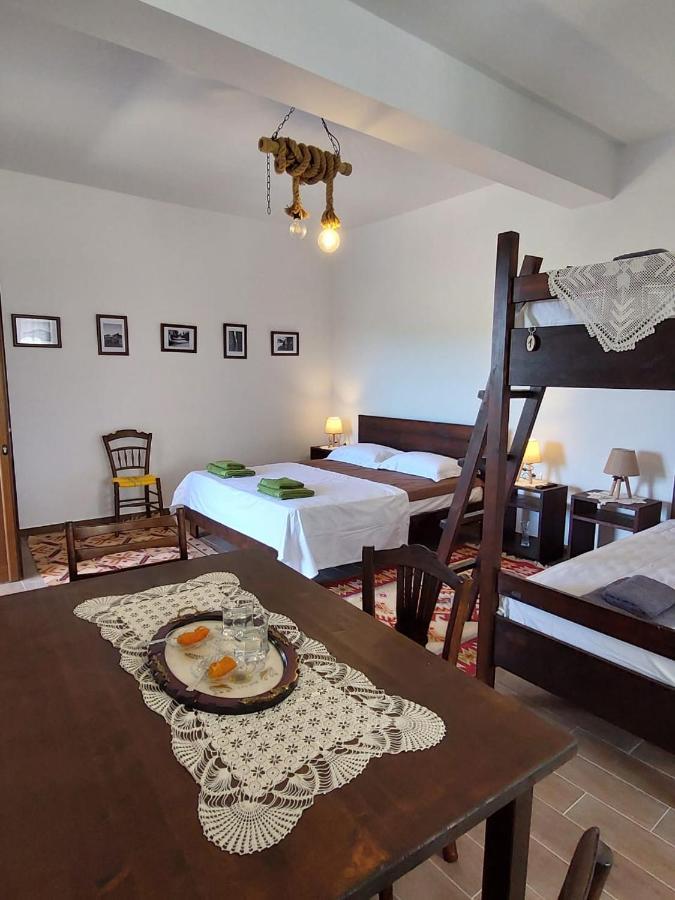 Guest House Gorani Берат Екстер'єр фото