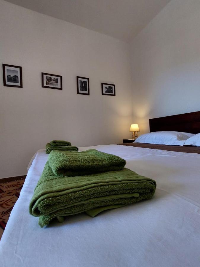 Guest House Gorani Берат Екстер'єр фото