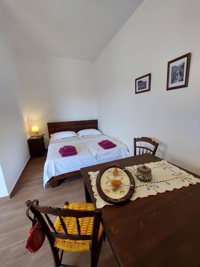 Guest House Gorani Берат Екстер'єр фото