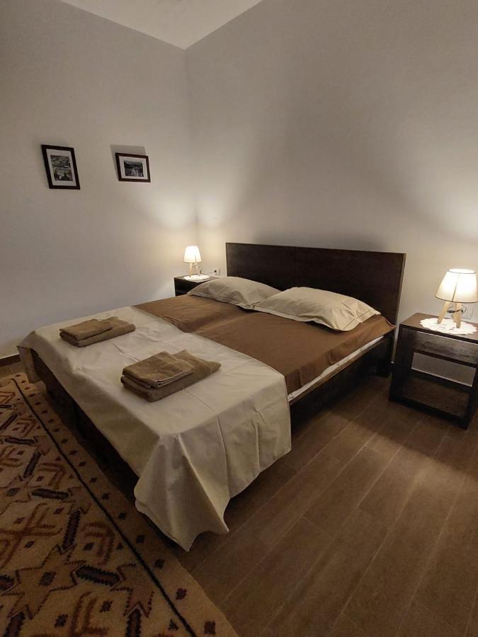 Guest House Gorani Берат Екстер'єр фото